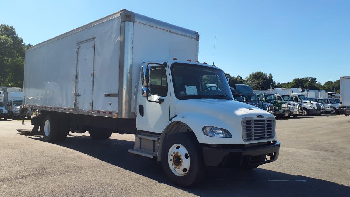2019 Freightliner M2 106 in Norwood, MA — photo 3