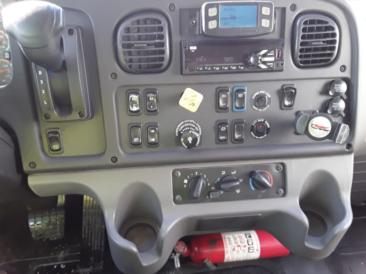 2019 Freightliner/Mercedes M2 106 871017