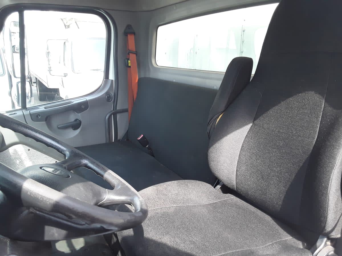 2019 Freightliner/Mercedes M2 106 871066