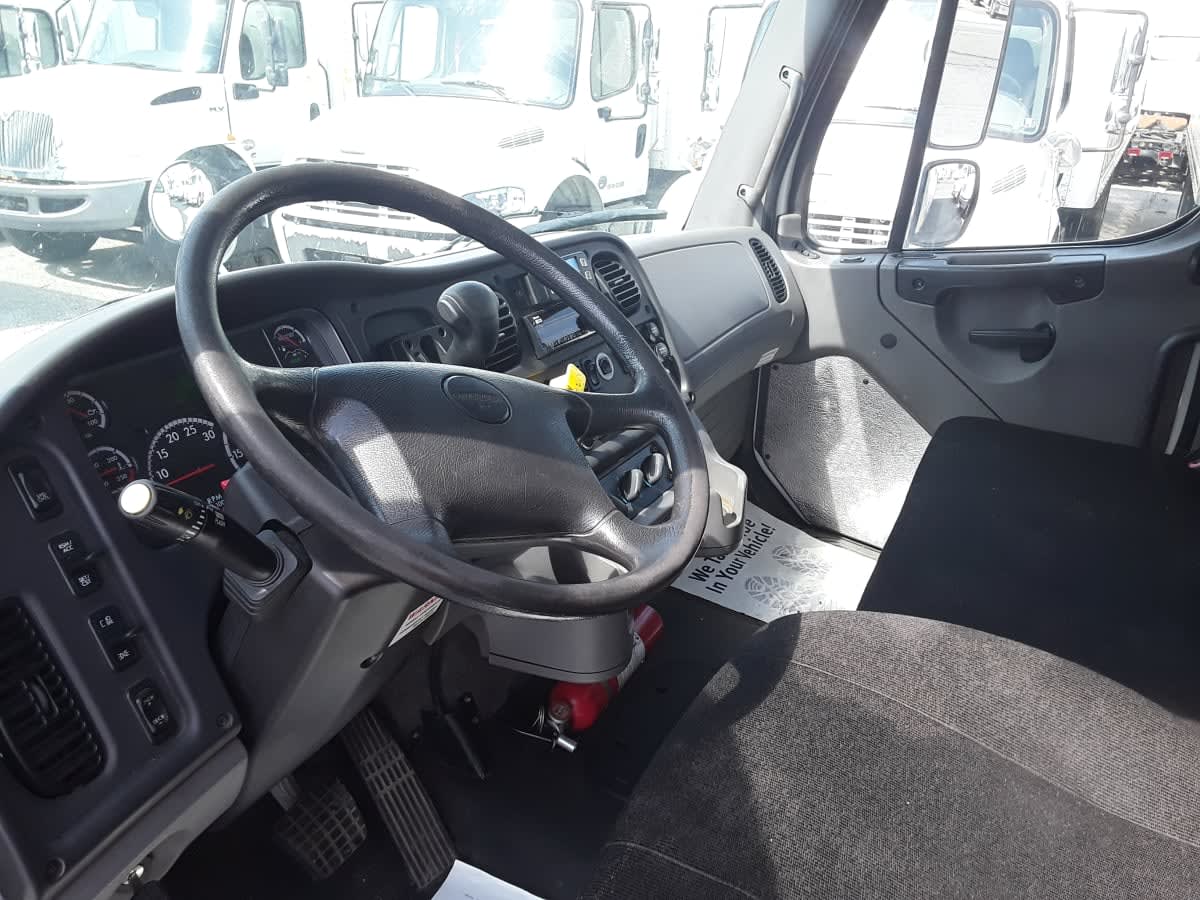 2019 Freightliner/Mercedes M2 106 871066