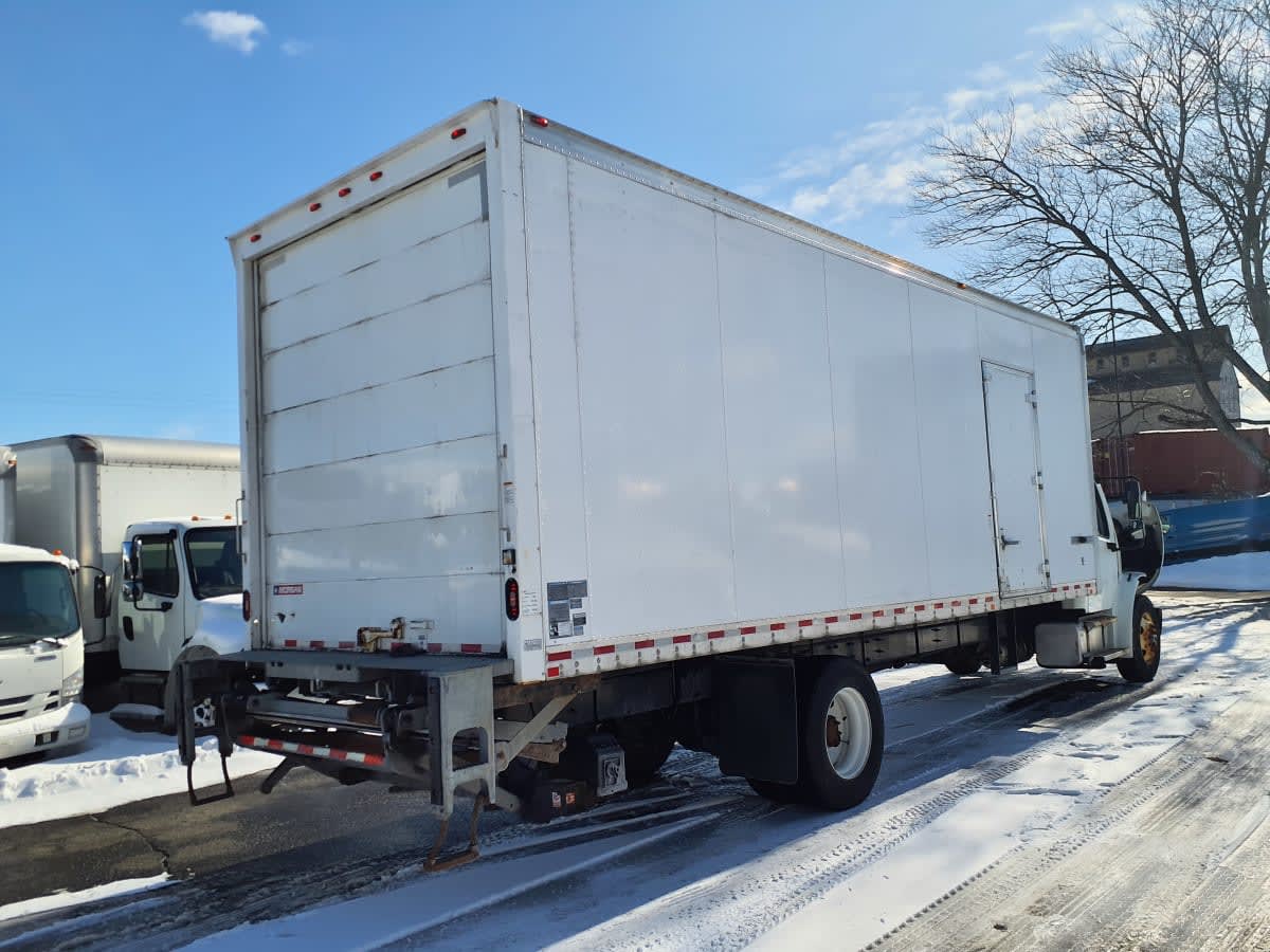 2019 Freightliner/Mercedes M2 106 871136