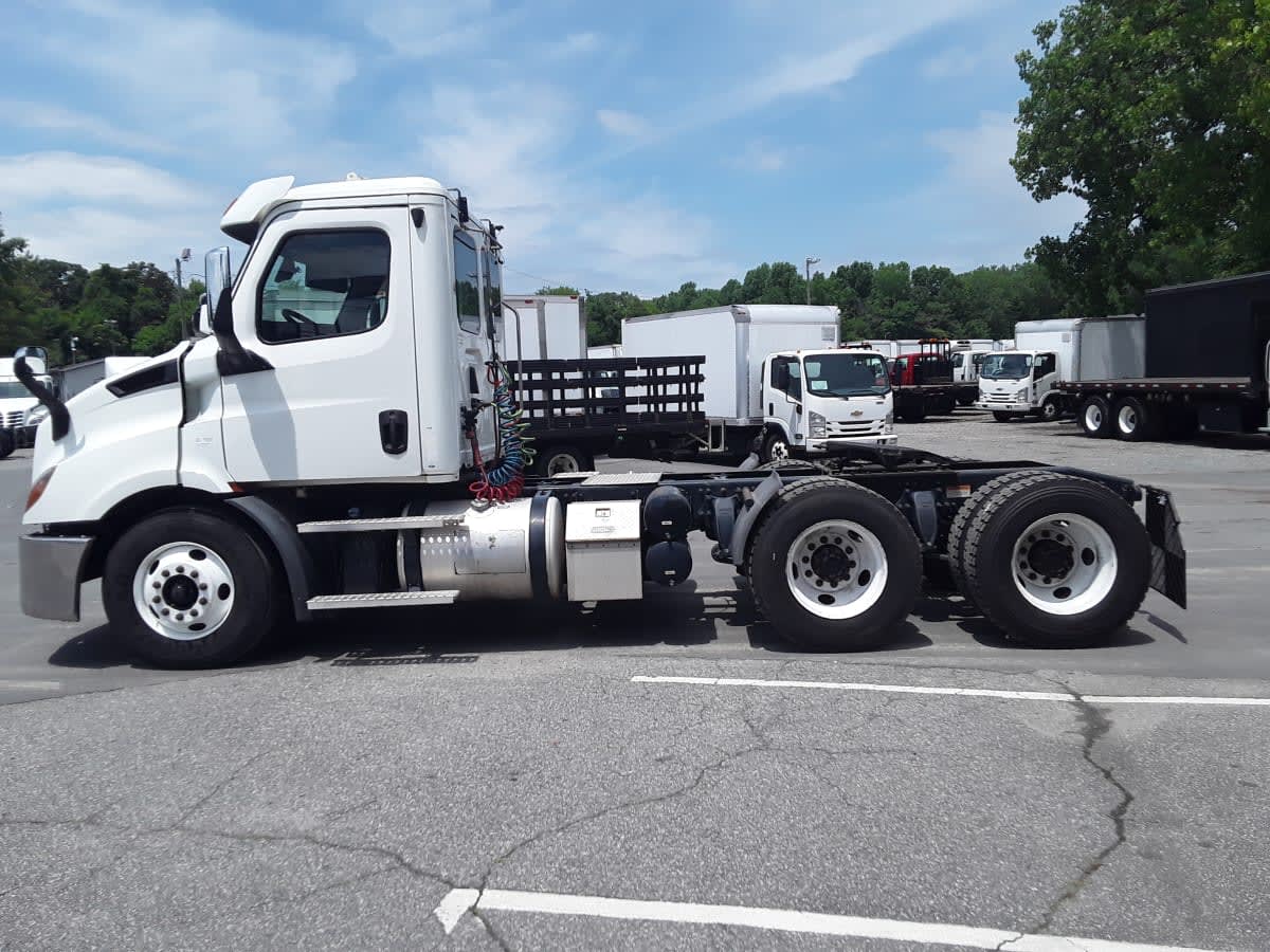 2020 Freightliner/Mercedes NEW CASCADIA 116 871186