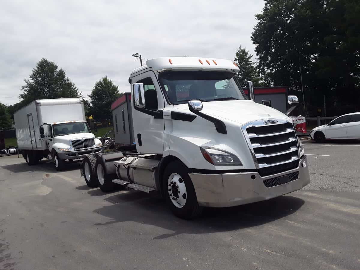 2020 Freightliner/Mercedes NEW CASCADIA 116 871186