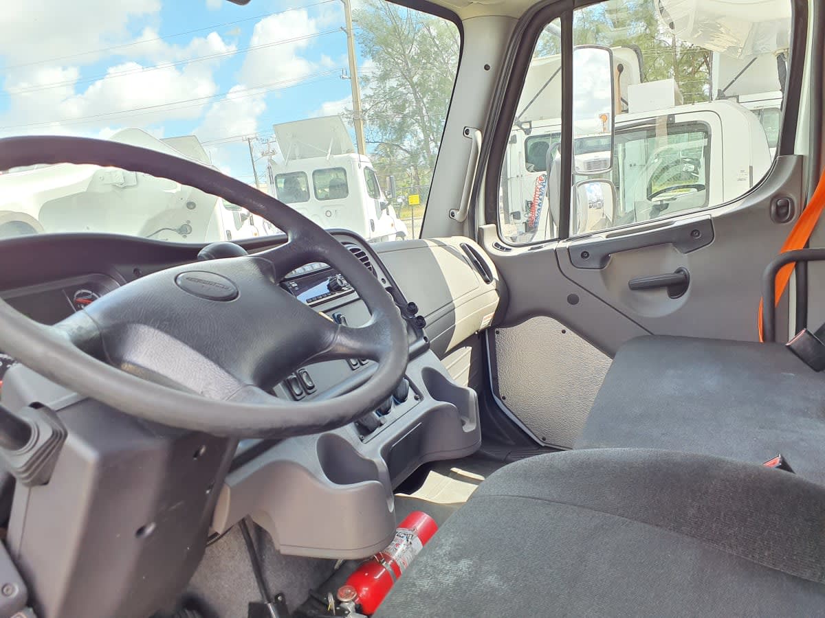 2019 Freightliner/Mercedes M2 106 871232