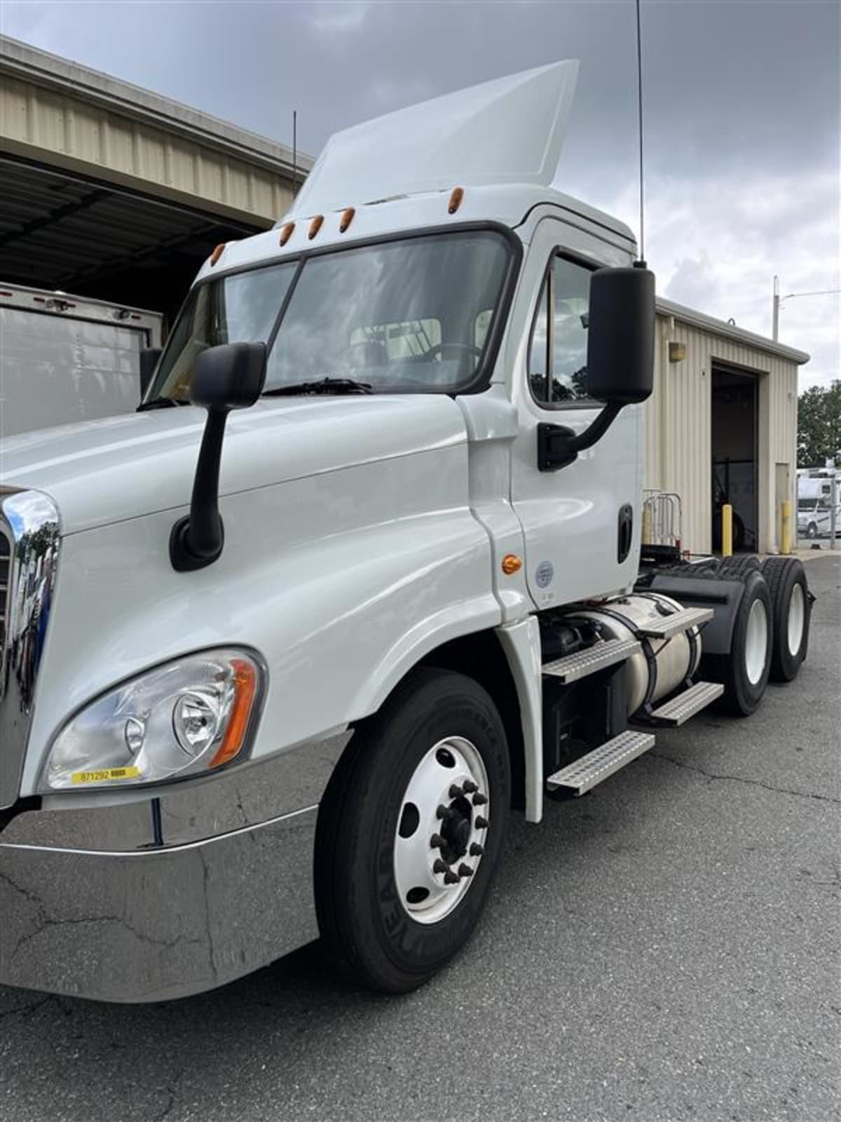 2019 Freightliner/Mercedes CASCADIA 125 871292