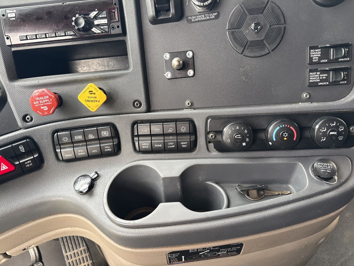 2020 Freightliner/Mercedes CASCADIA 125 871316