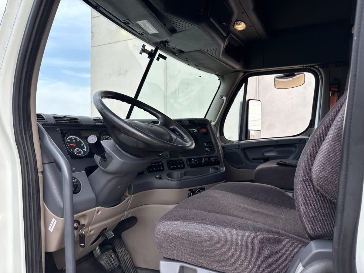 2020 Freightliner/Mercedes CASCADIA 125 871316