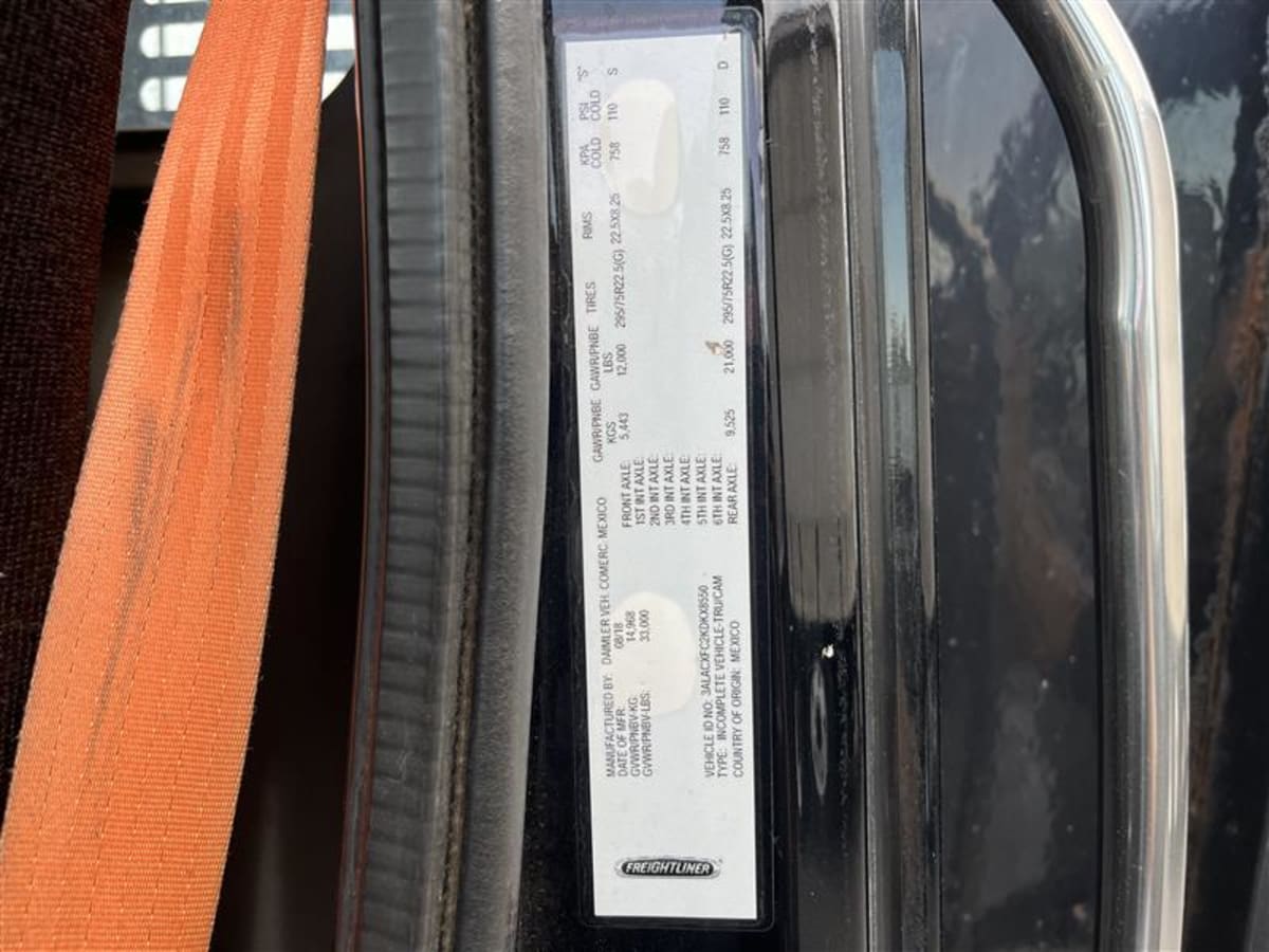 2019 Freightliner/Mercedes M2 106 871353