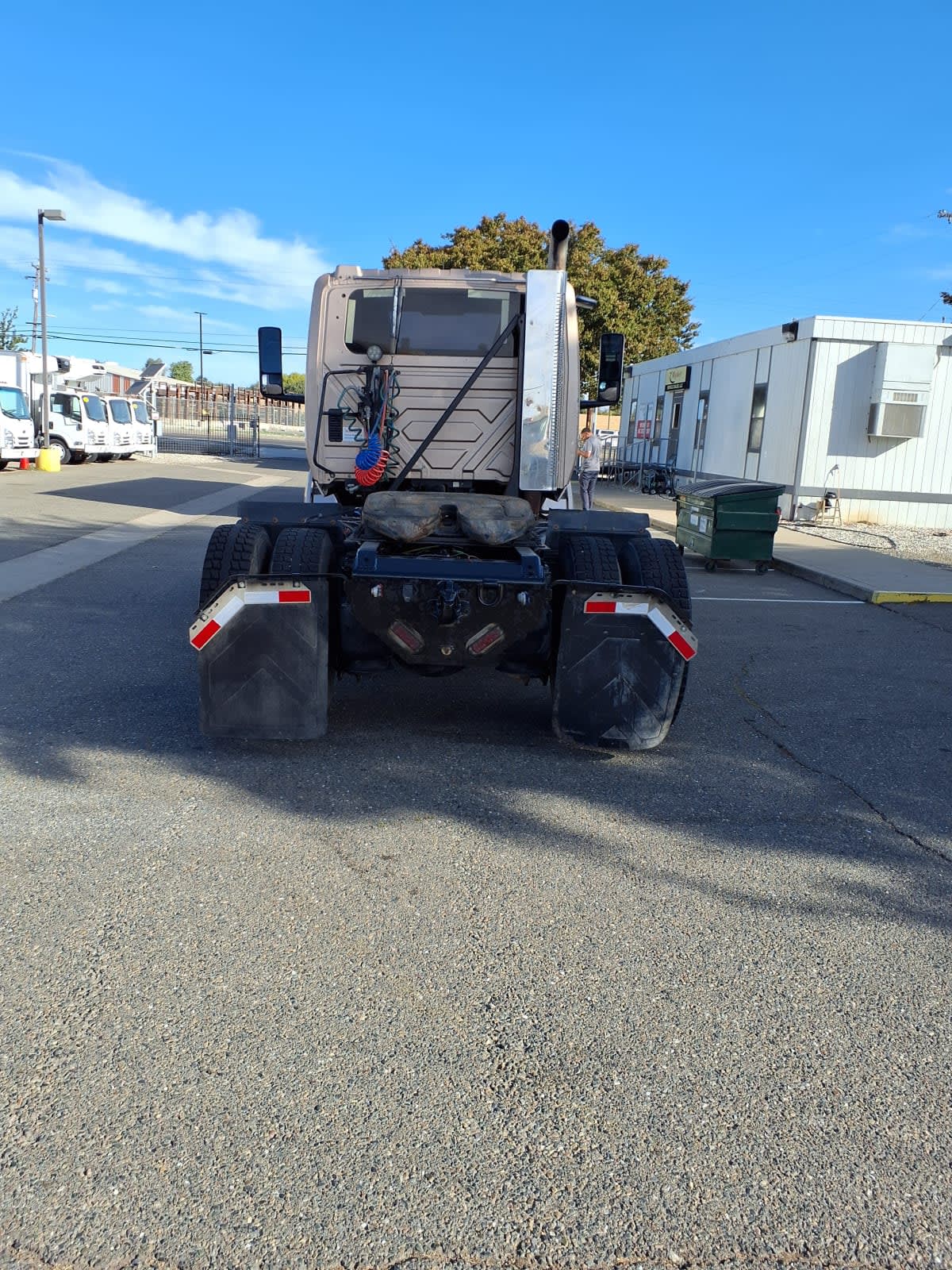 2019 International LT in West Sacramento, CA — photo 5