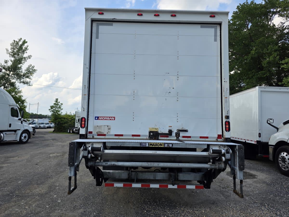 2019 Freightliner M2 106 871374