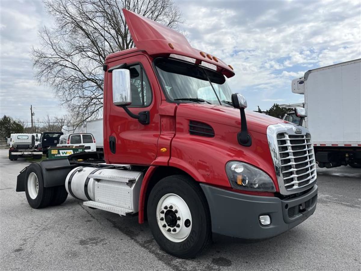 2019 Freightliner - image 3