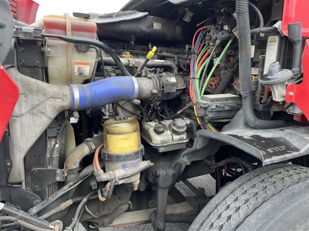 2019 Freightliner - image 8