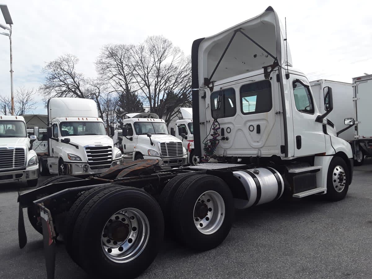 2019 Freightliner/Mercedes NEW CASCADIA PX12664 873307