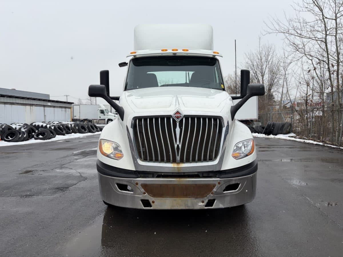 2019 Navistar International LT625 DAYCAB T/A 873330