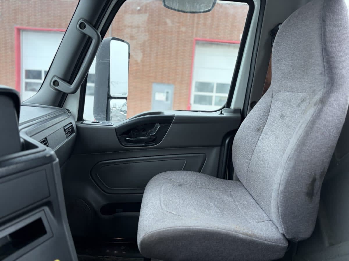 2019 Navistar International LT625 DAYCAB T/A 873330