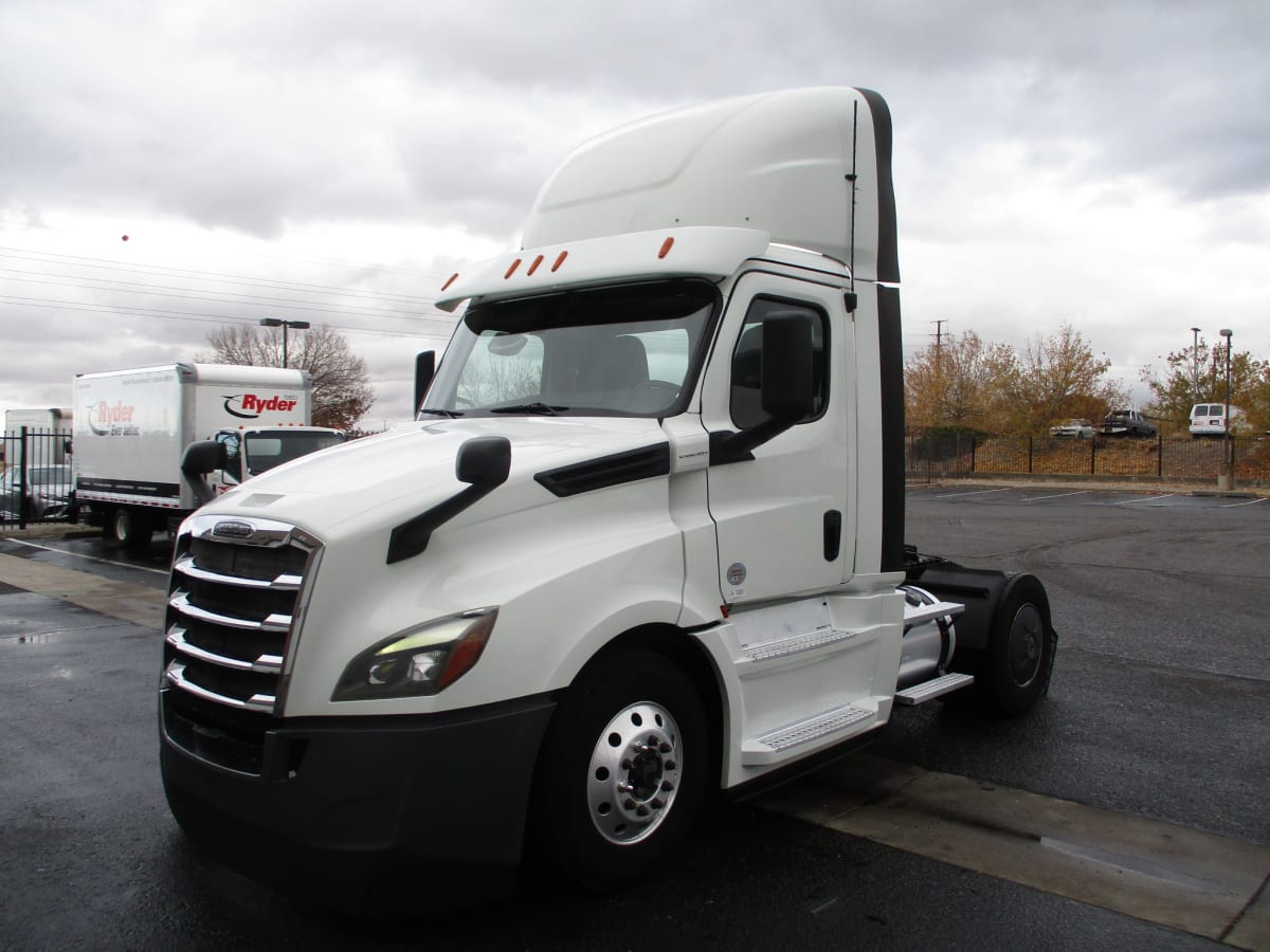 2019 Freightliner/Mercedes NEW CASCADIA 126 873445