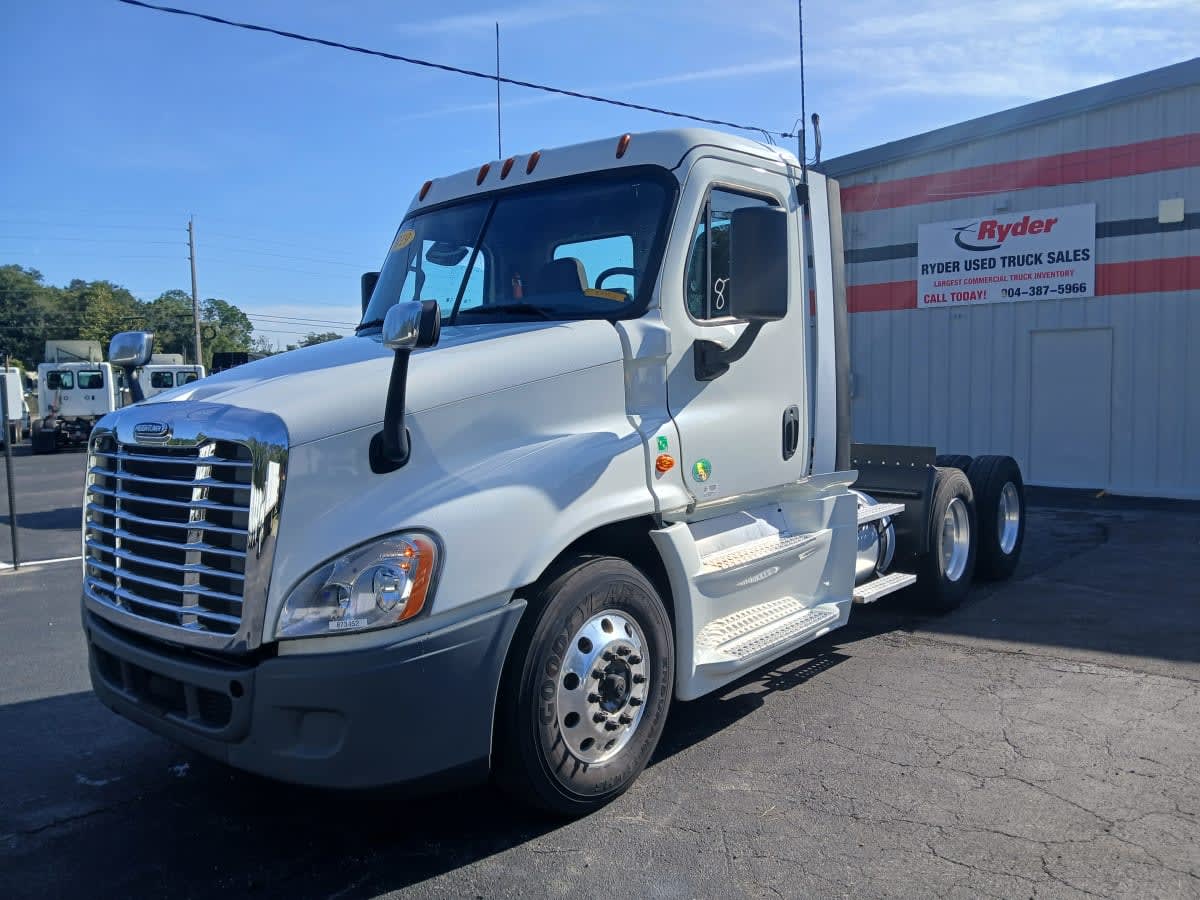 2019 Freightliner Cascadia in Jacksonville, FL