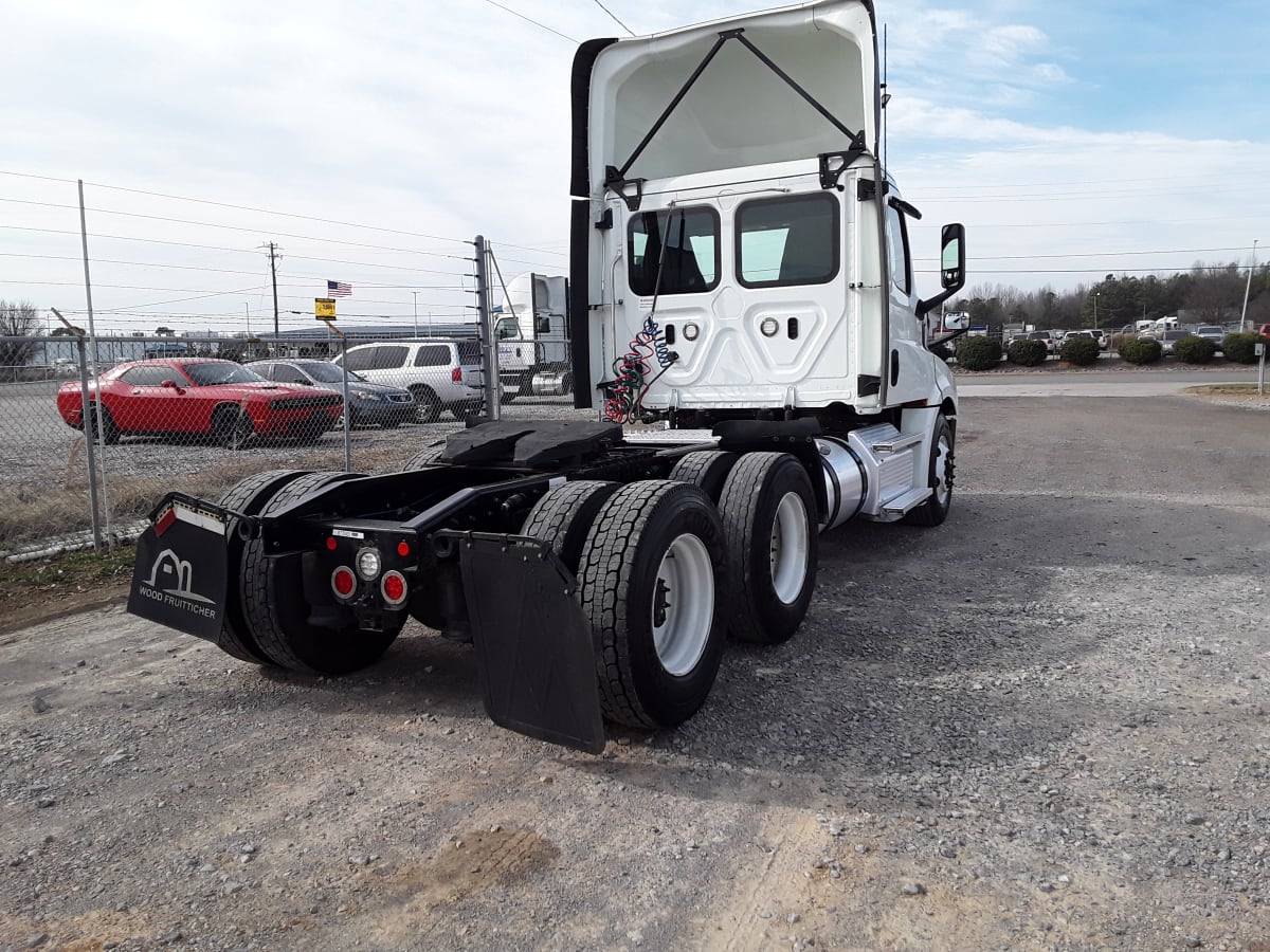 2019 Freightliner/Mercedes NEW CASCADIA PX12664 873505