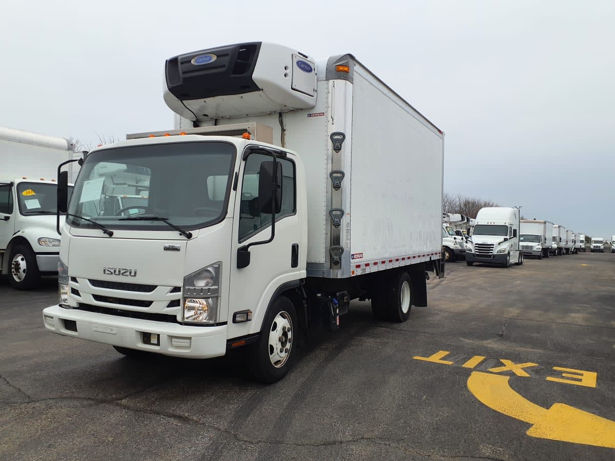 2019 Isuzu NPR 873679