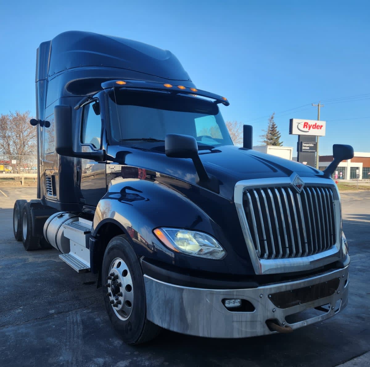 2019 Navistar International LT625 SLPR CAB 873692