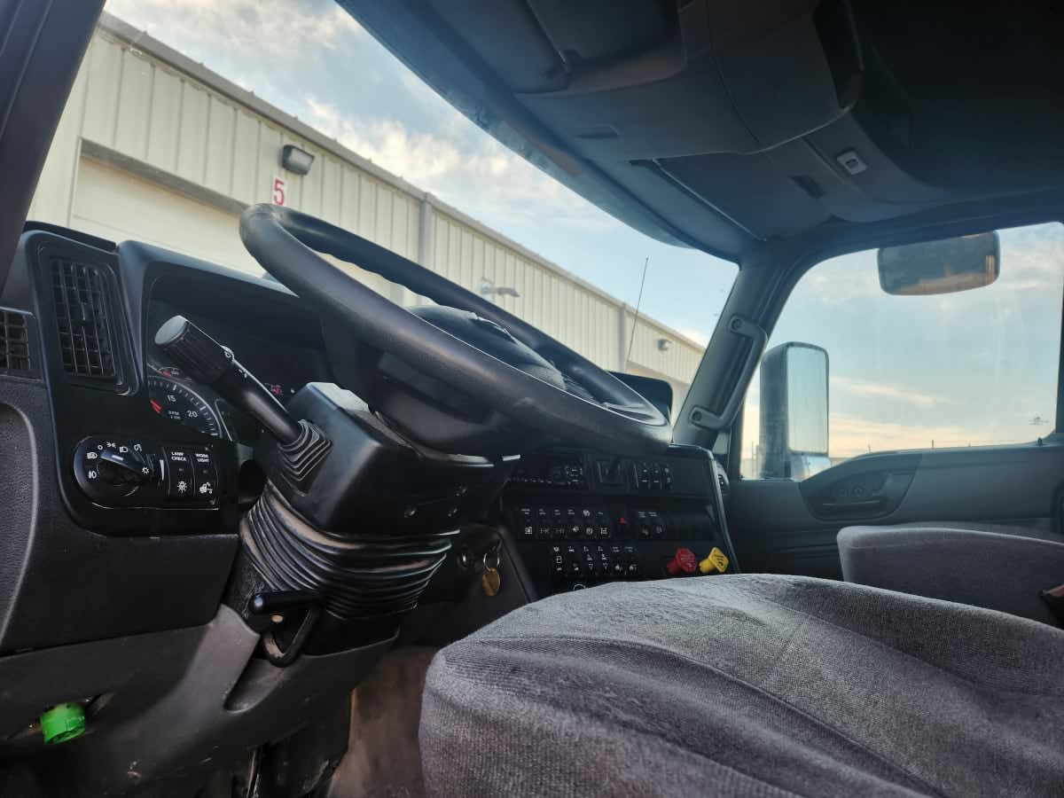 2019 Navistar International LT625 SLPR CAB 873692