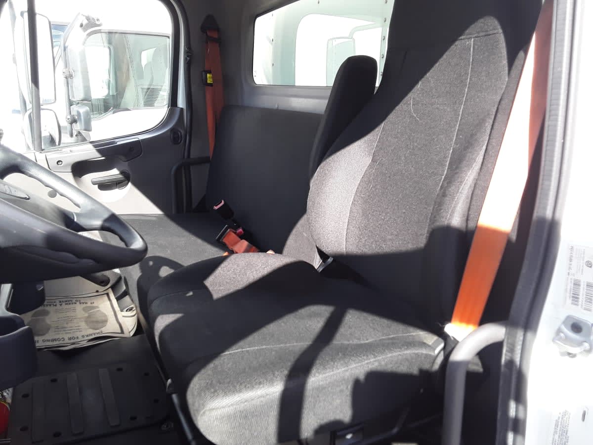 2019 Freightliner/Mercedes M2 106 873723