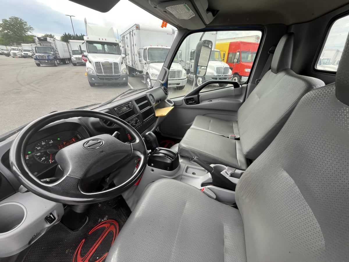 2019 Hino HINO 195 873838