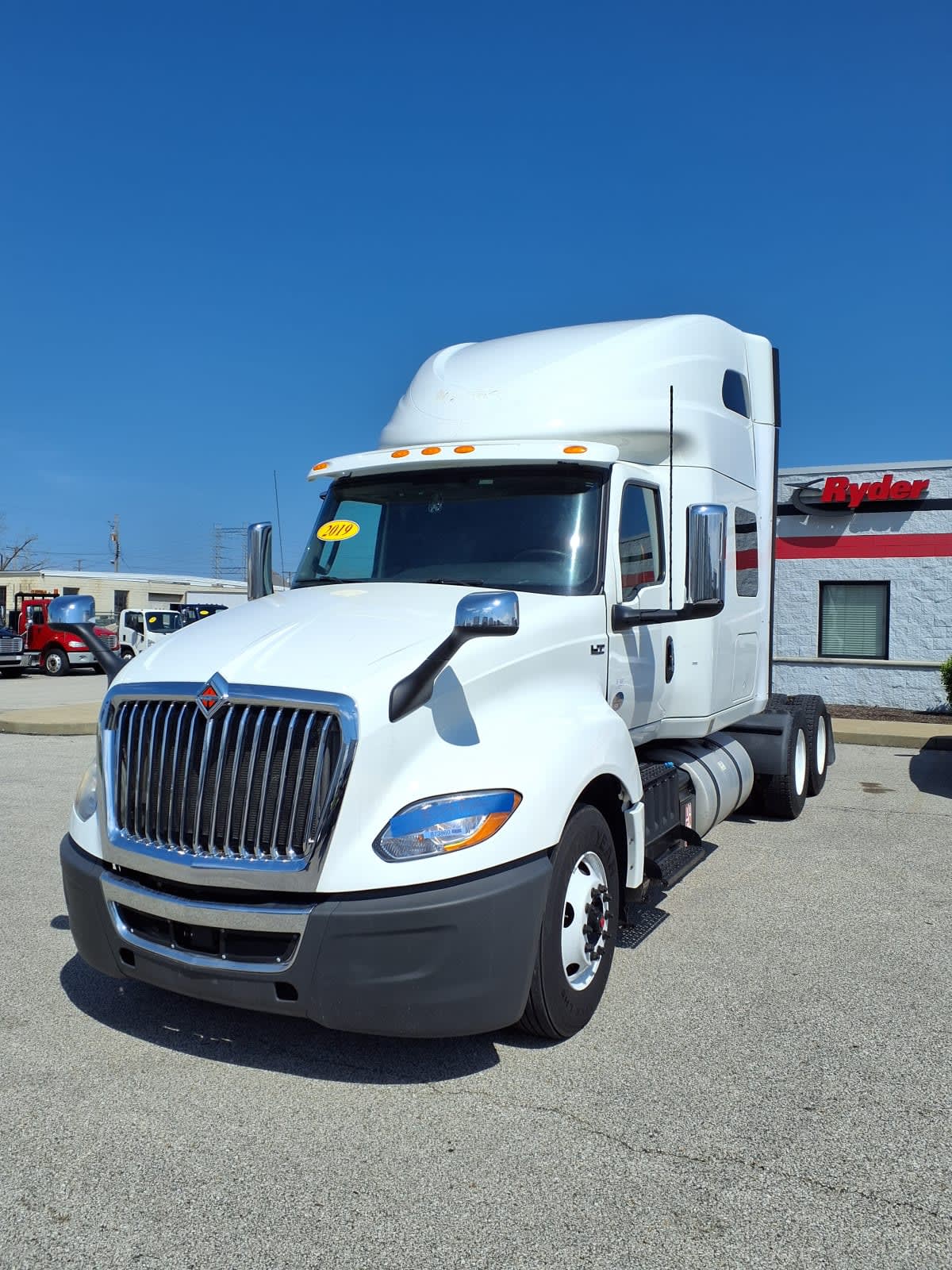 2019 Navistar International LT625 SLPR CAB 873860