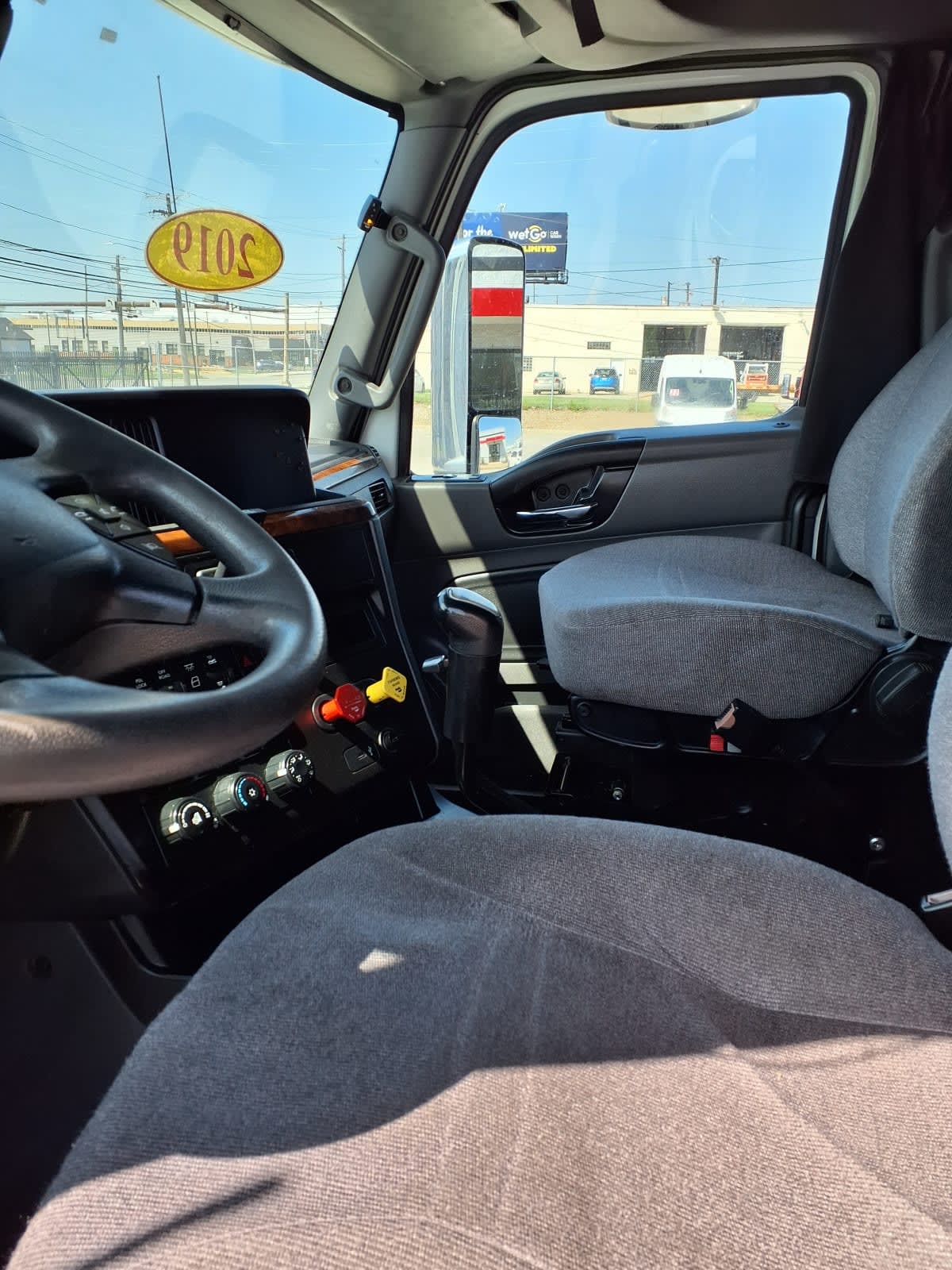 2019 Navistar International LT625 SLPR CAB 873860