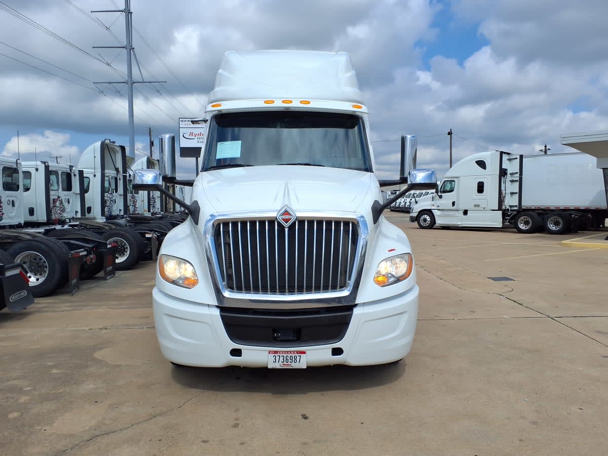 2019 Navistar International LT625 SLPR CAB 873863
