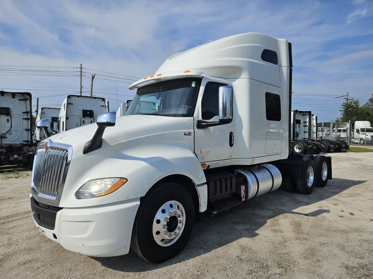 2019 Navistar International LT625 SLPR CAB 873914 2019 Navistar International LT625 SLPR CAB 873914