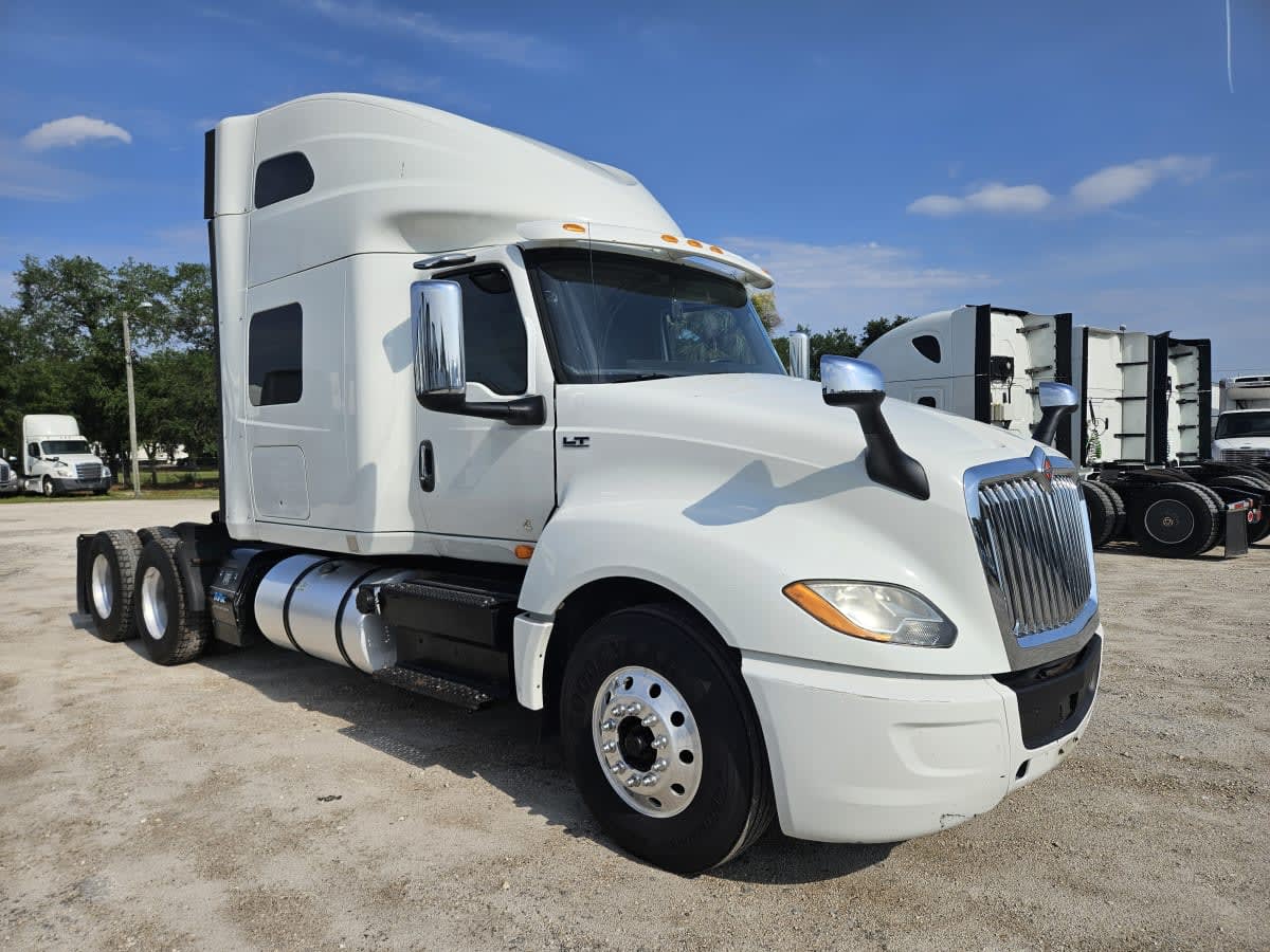 2019 Navistar International LT625 SLPR CAB 873914