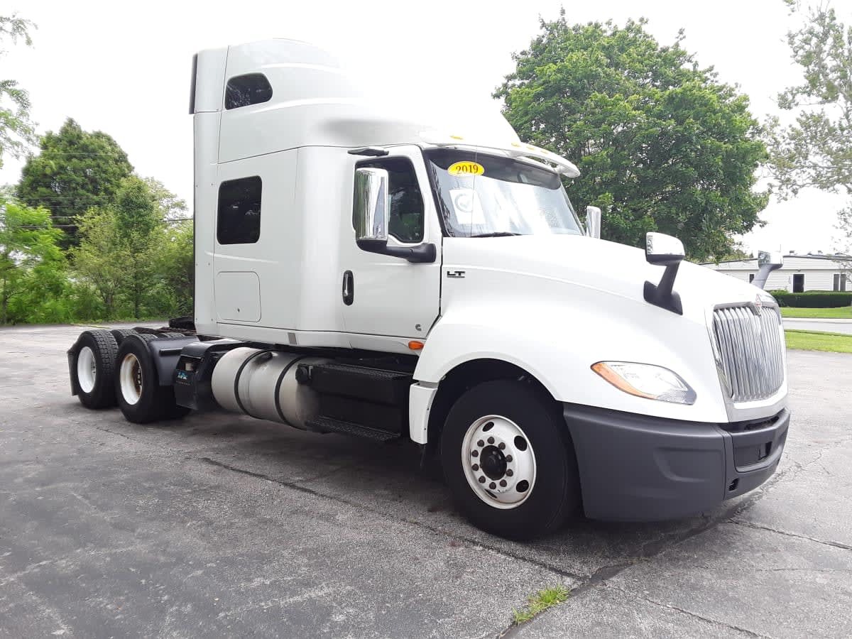 2019 Navistar International LT625 SLPR CAB 873915