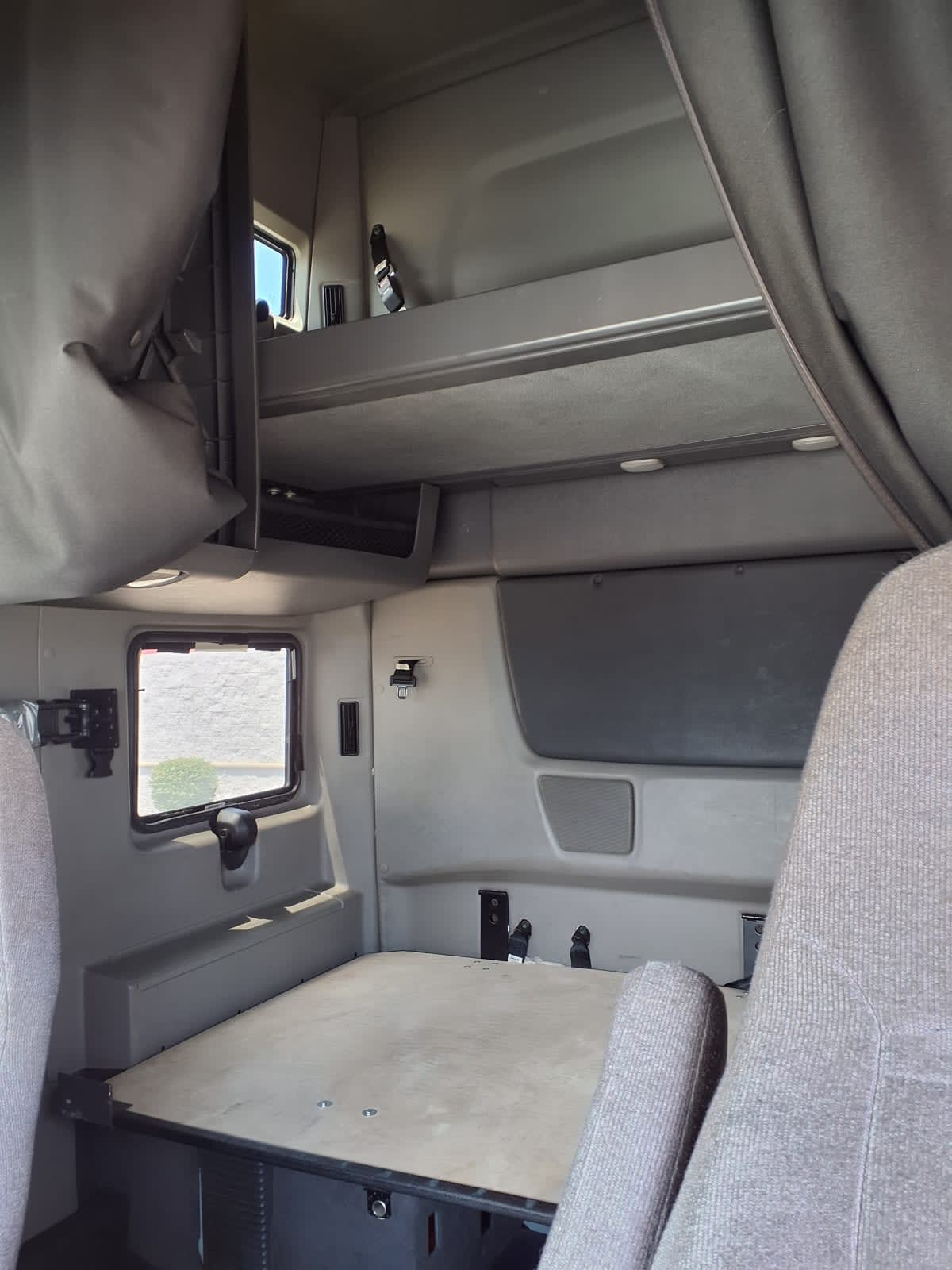 2019 Navistar International LT625 SLPR CAB 873940