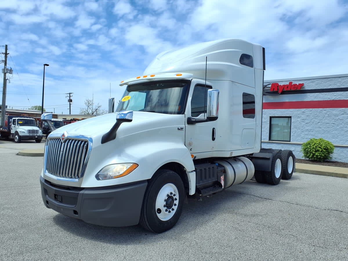 2019 Navistar International LT625 SLPR CAB 873942
