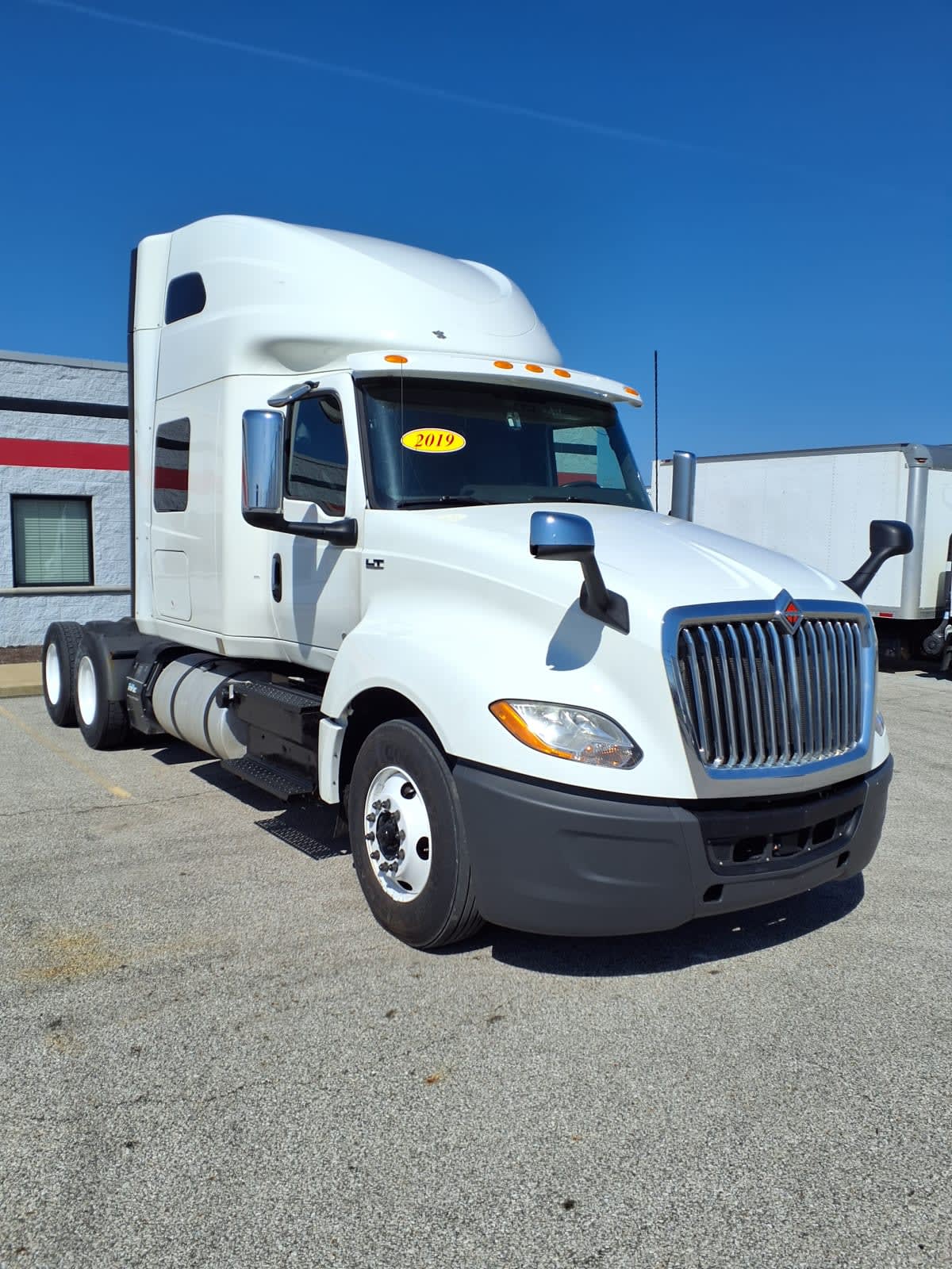 2019 Navistar International LT625 SLPR CAB 873946