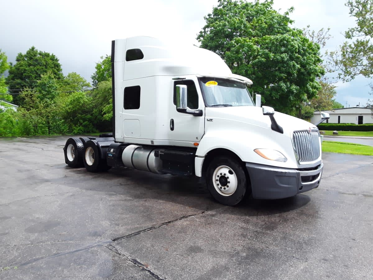 2019 Navistar International LT625 SLPR CAB 873954