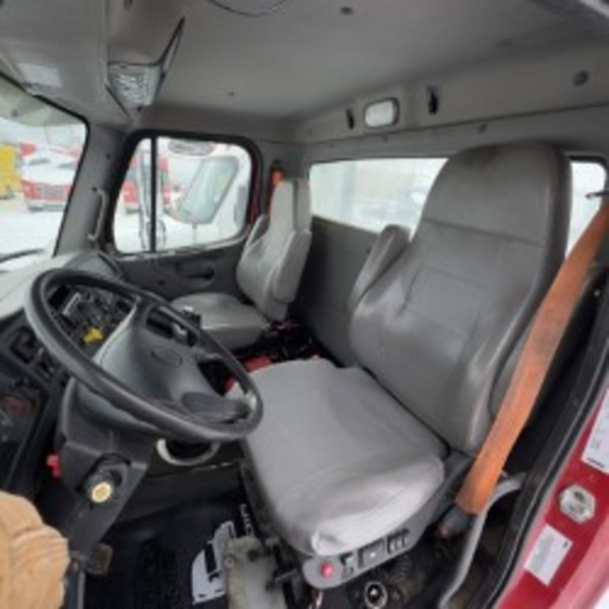 2019 Freightliner/Mercedes 114SD 874007