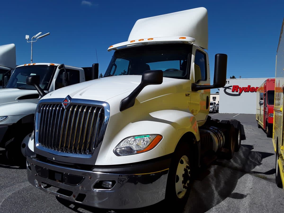 2019 Navistar International LT625 DAYCAB T/A 874016