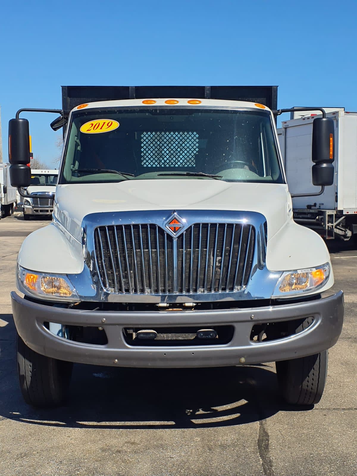 2019 Navistar International 4300 874030