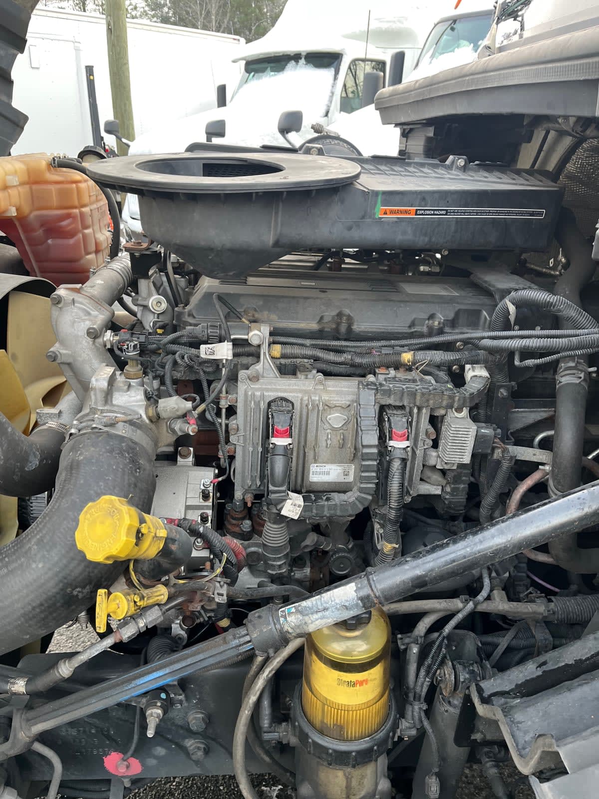 2019 Navistar International LT625 DAYCAB T/A 874045