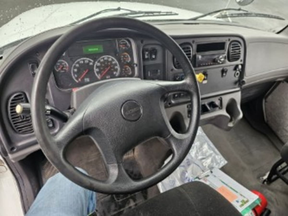 2019 Freightliner/Mercedes M2 106 874052