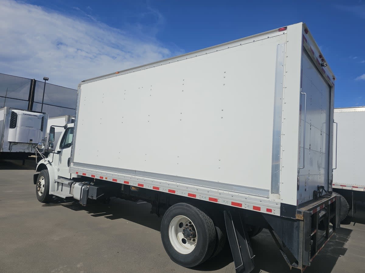 2019 Freightliner M2 106 874056