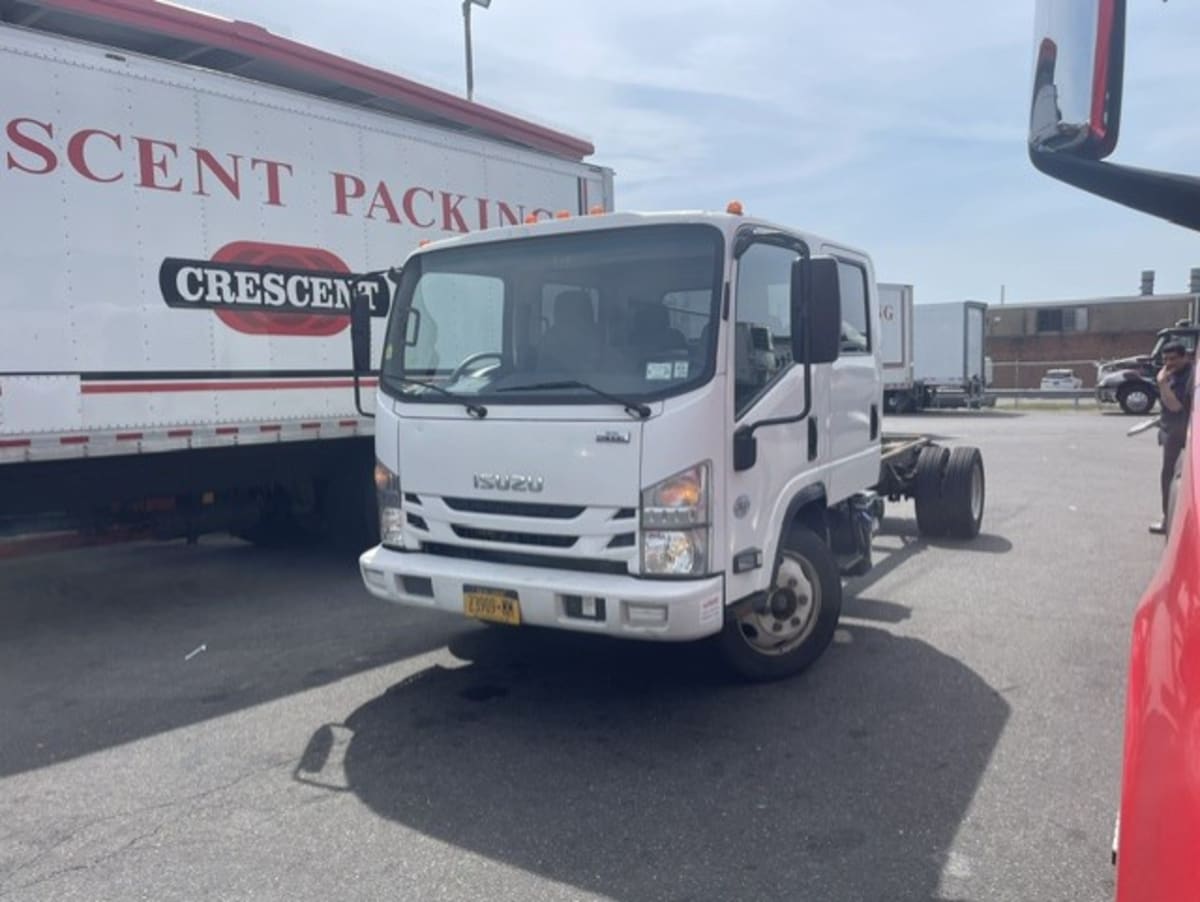 2019 Isuzu NPR 874182