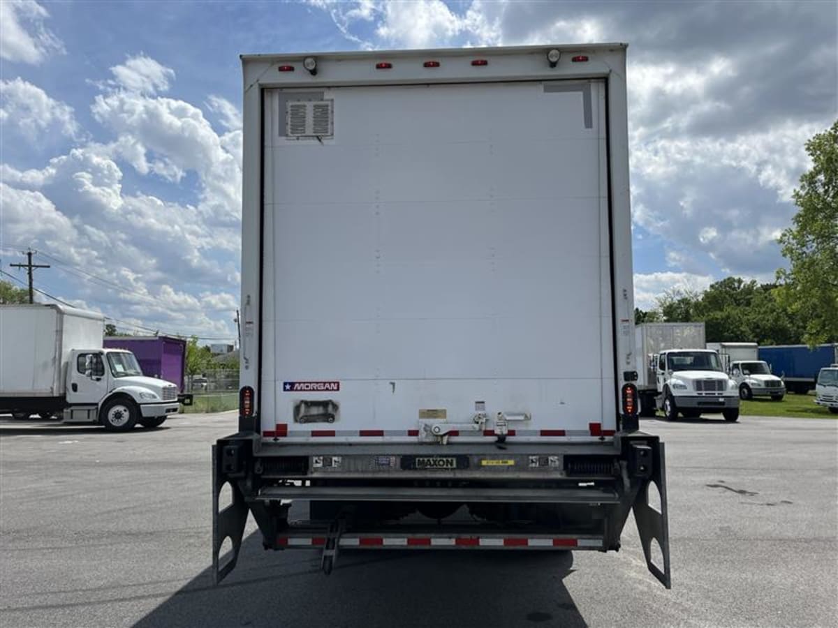 2019 Freightliner M2 106 874189