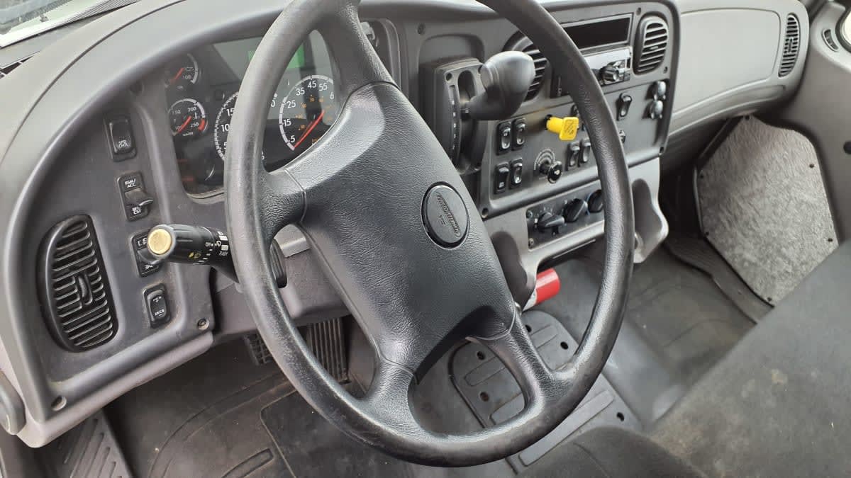 2019 Freightliner/Mercedes M2 106 874247