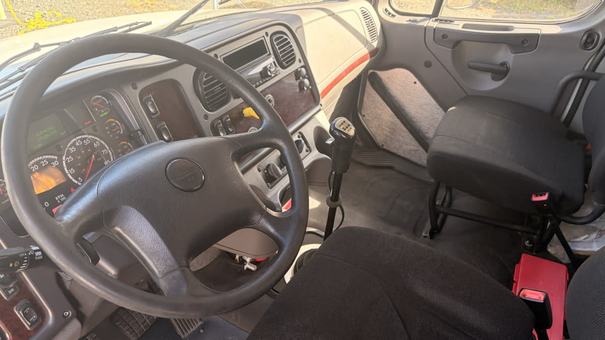 2019 Freightliner/Mercedes M2 106 874257