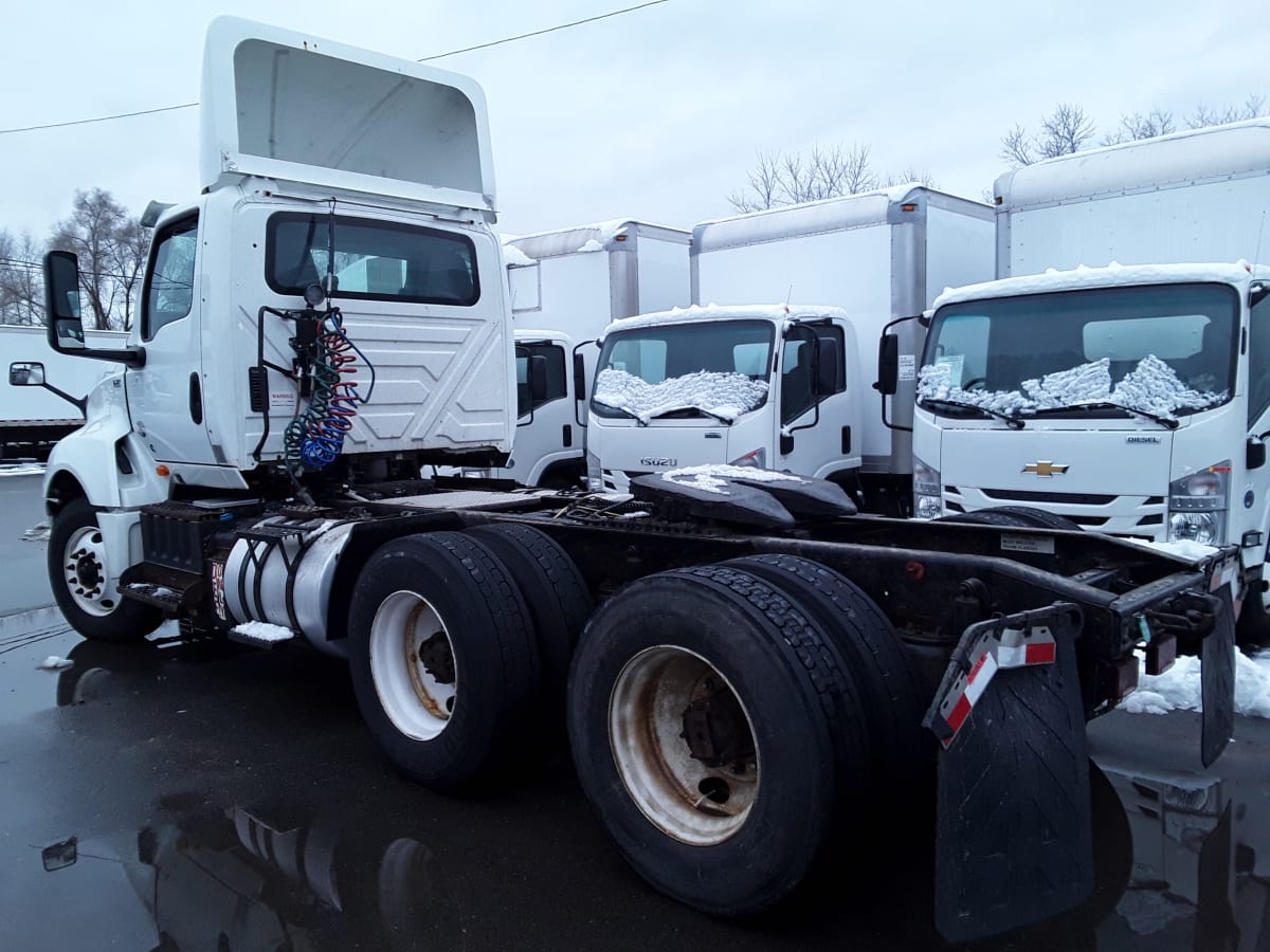 2019 Navistar International LT625 DAYCAB T/A 874283