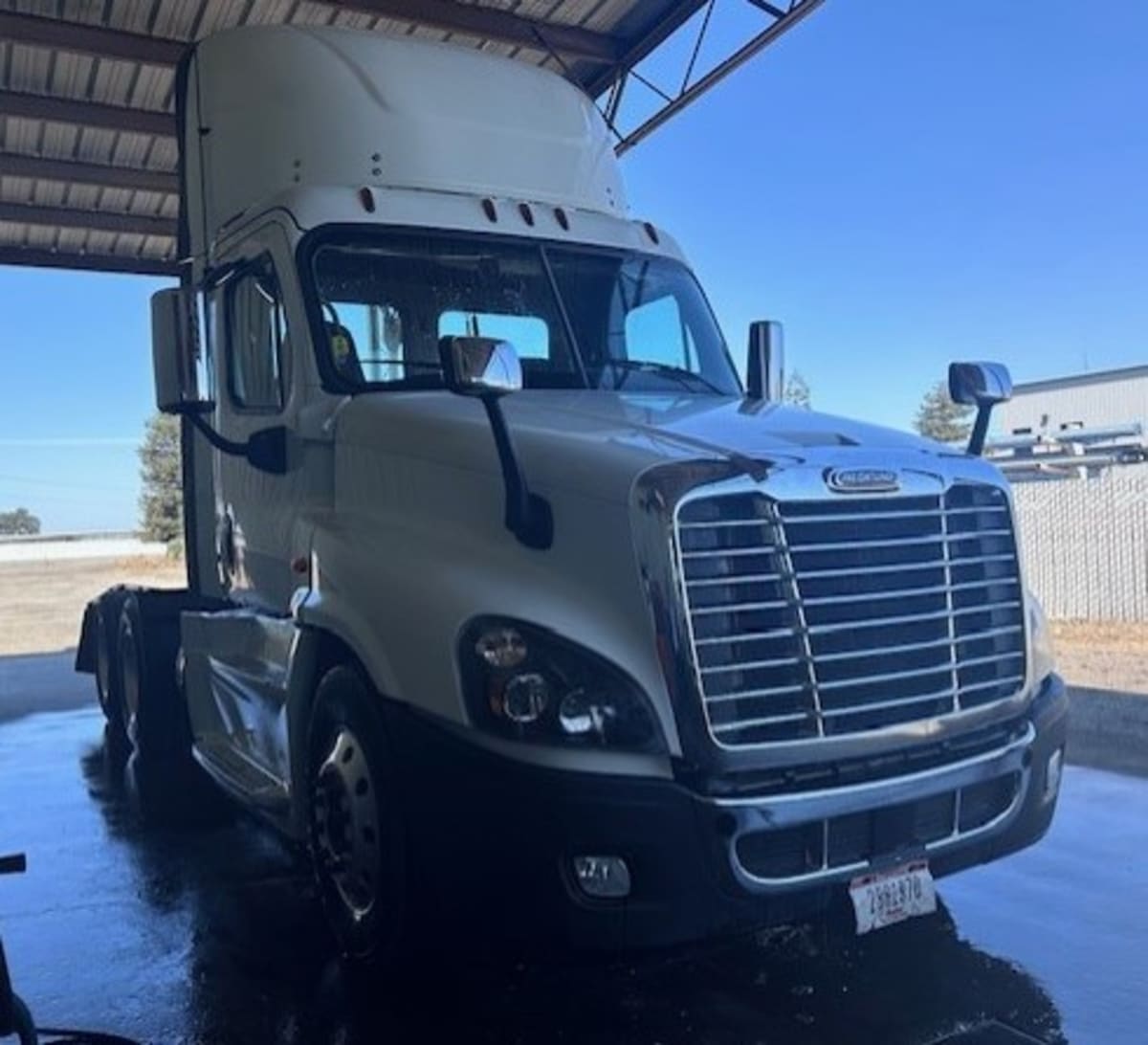 2019 Freightliner/Mercedes CASCADIA 125 874360