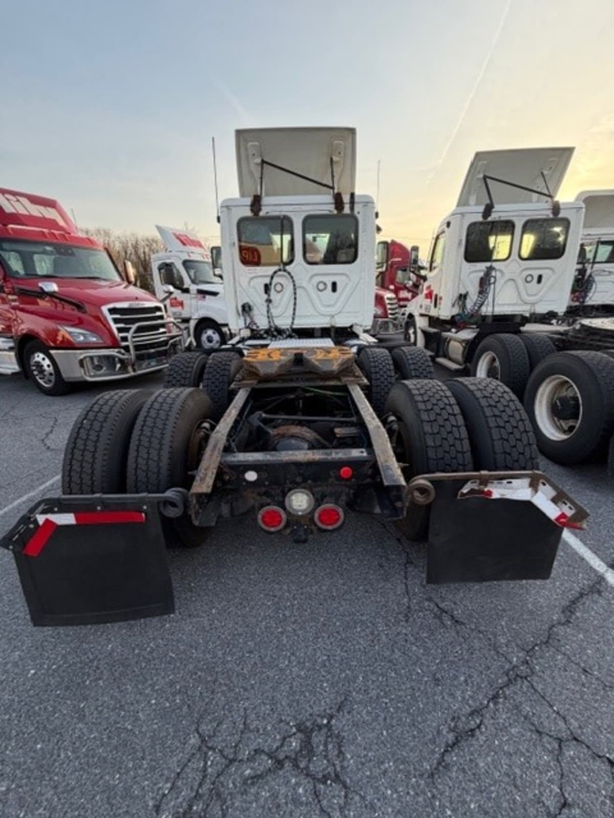 2019 Freightliner/Mercedes CASCADIA 125 874450